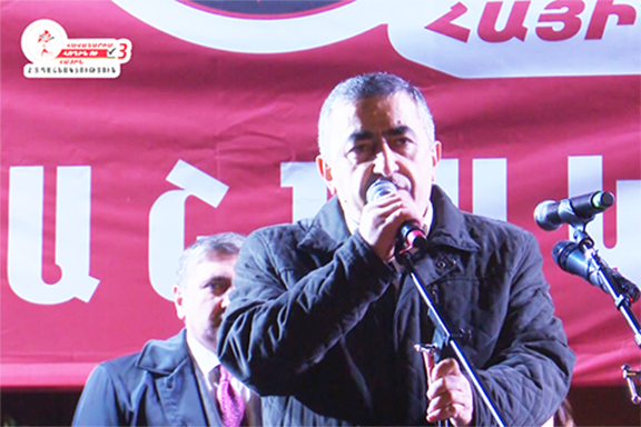 ARF Bureau member Armen Rustamyan during a campaign rally on Monday