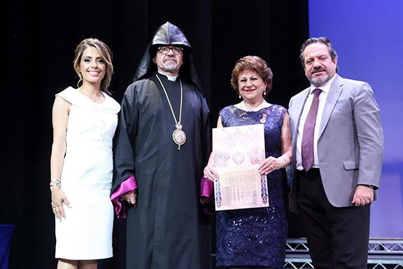L to r: Chamlian Principal Dr. Talin Kargodorian, Western Prelate Archbishop Moushegh Mardirossian, Chamlian Vice-Principal Rita Kaprielian, and Executive Council member George Chorbajian